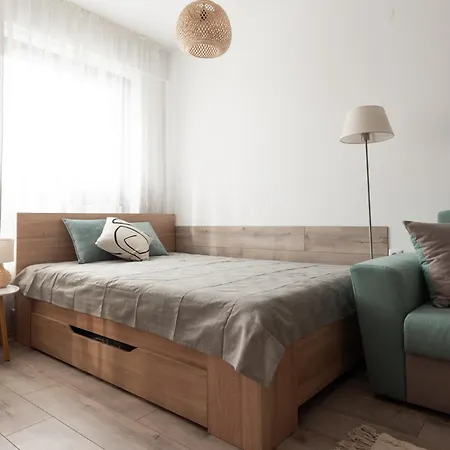 Kalina With Free Private Parking *