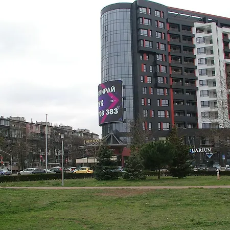 Kalina With Free Private Parking Apartment *