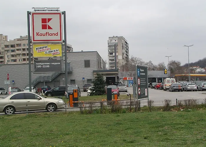 Kalina With Free Private Parking Apartamento *