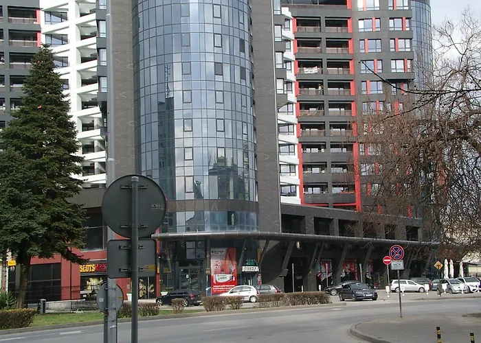 Kalina With Free Private Parking